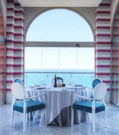 Hydros And Hotel Benalmadena